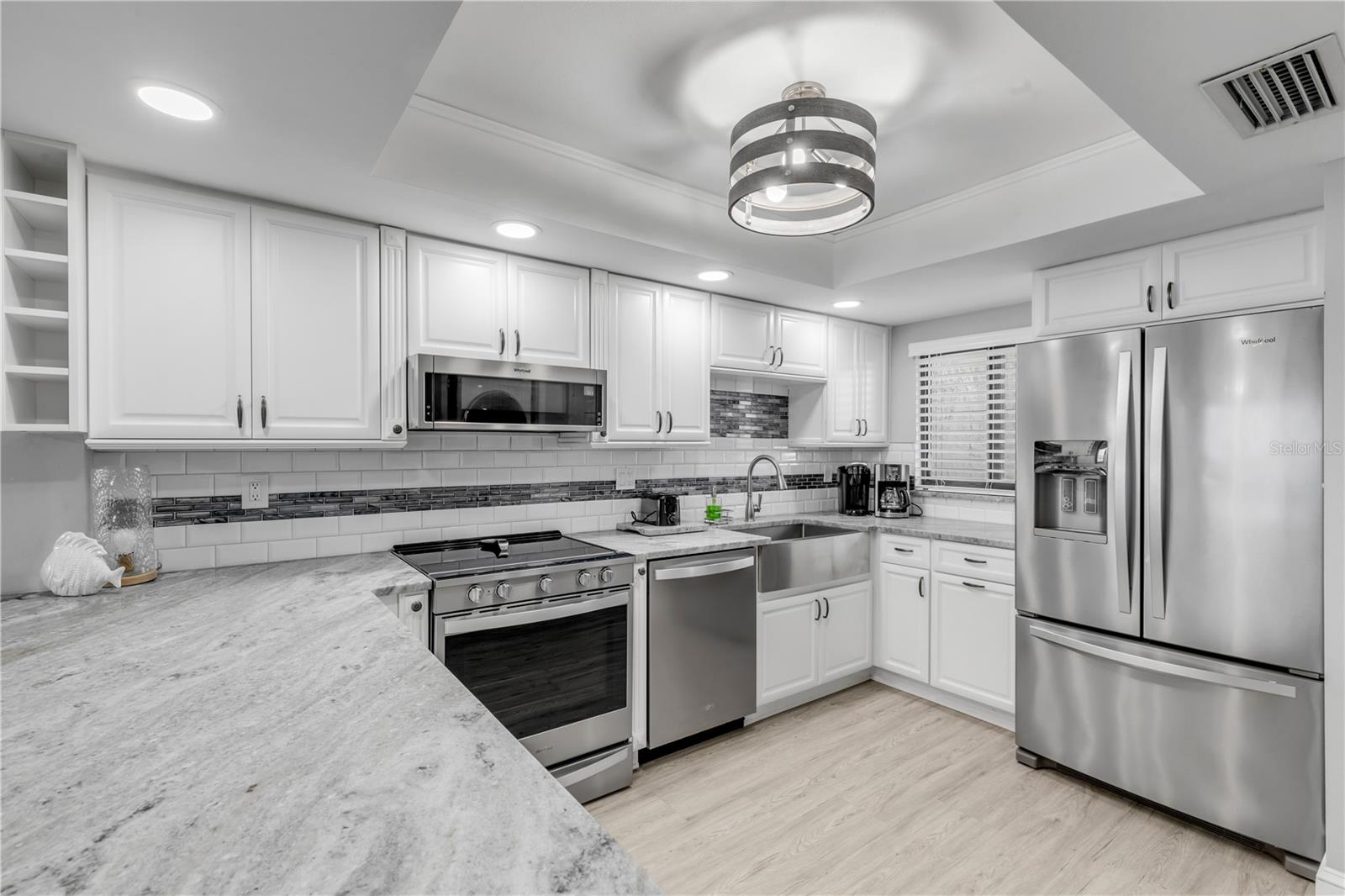 Image 22 of 49 For 5303 Atlantic Avenue 370