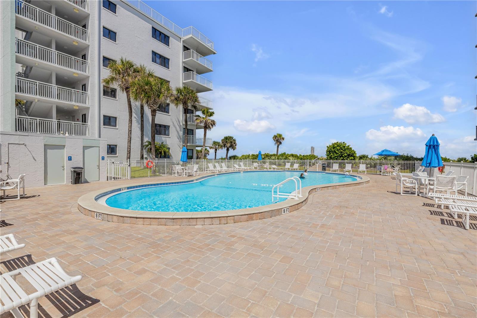 Image 40 of 49 For 5303 Atlantic Avenue 370