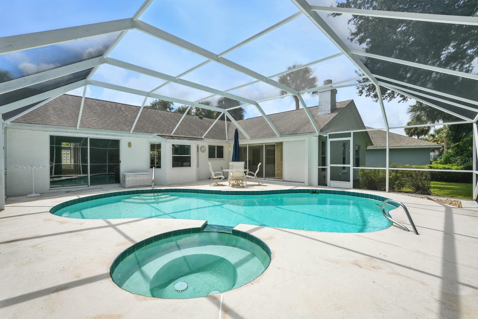 Image 2 of 58 For 3929 Oak Crest Circle