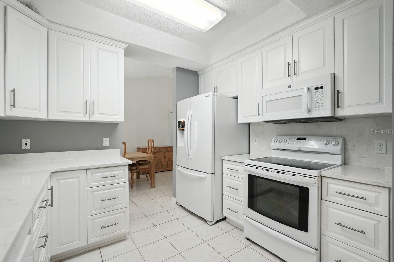 Image 22 of 58 For 3929 Oak Crest Circle