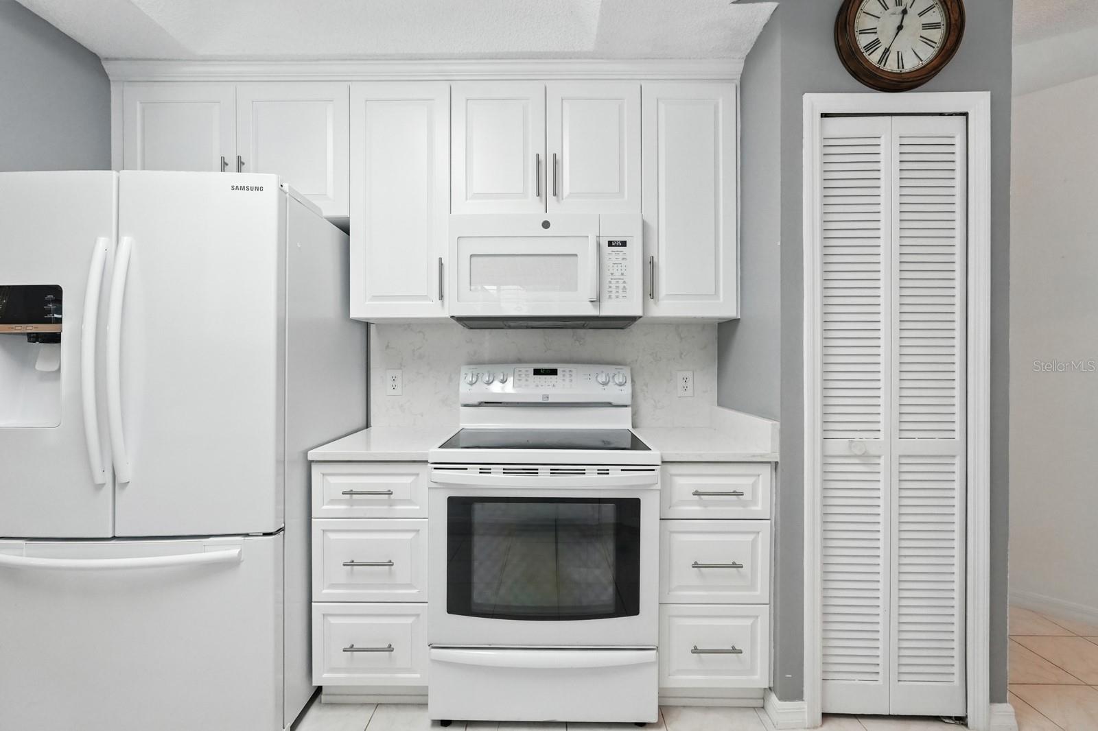 Image 23 of 58 For 3929 Oak Crest Circle