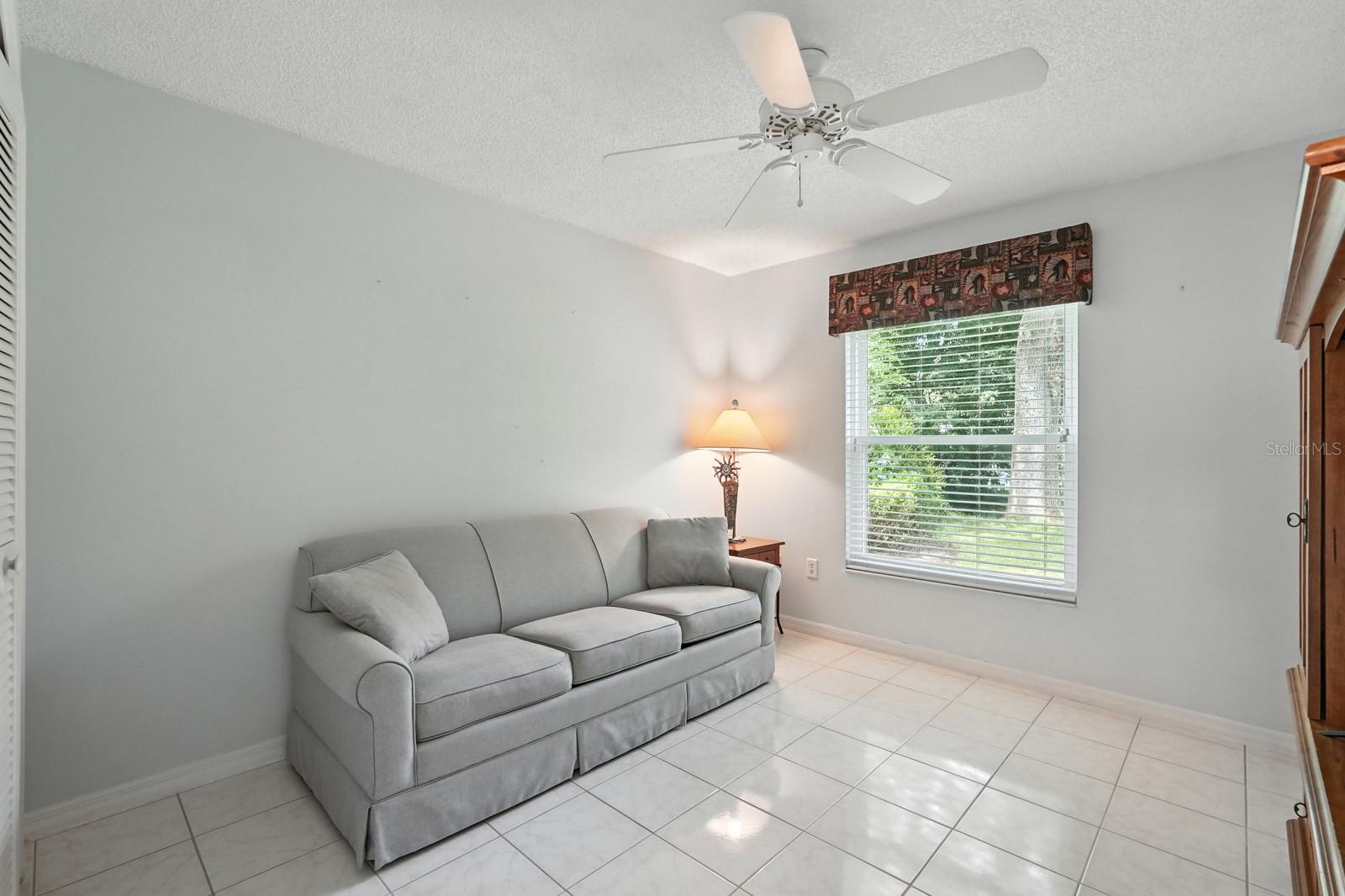 Image 32 of 58 For 3929 Oak Crest Circle
