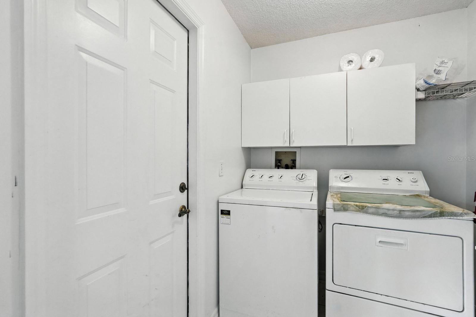Image 38 of 58 For 3929 Oak Crest Circle