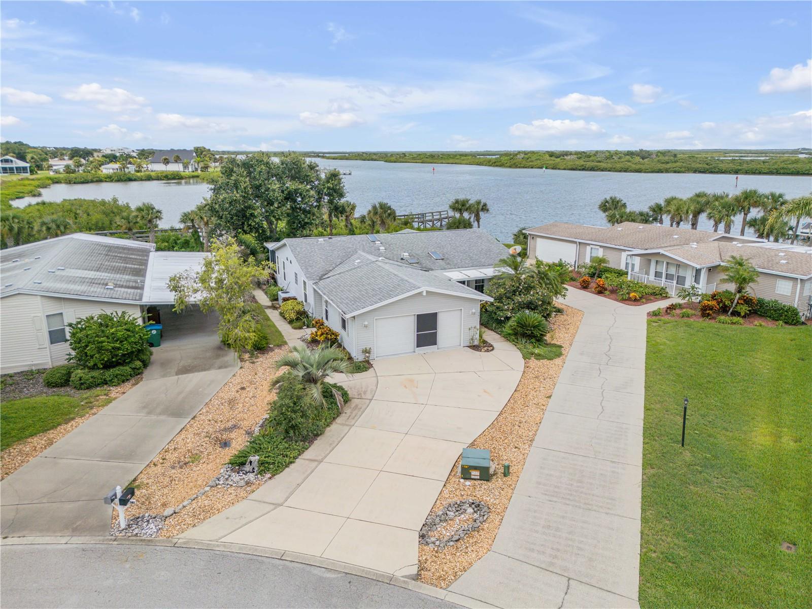 Details for 361 Marsh Landing Loop, OAK HILL, FL 32759