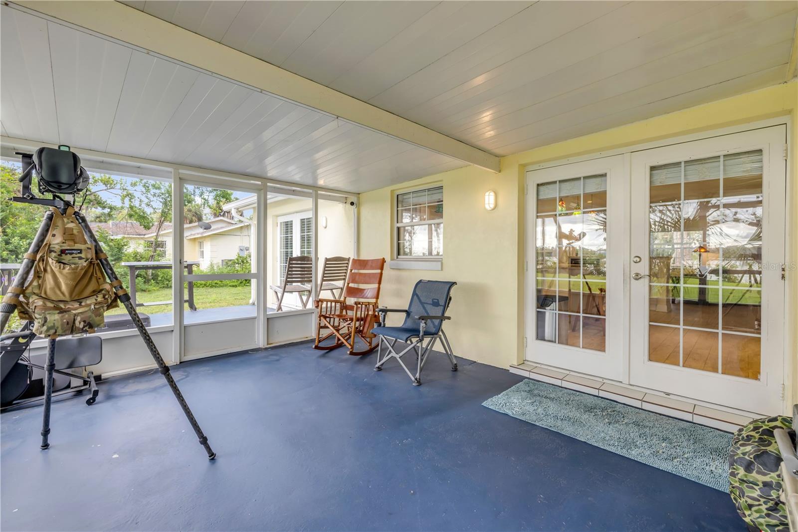 Image 40 of 76 For 1949 Bayview Drive