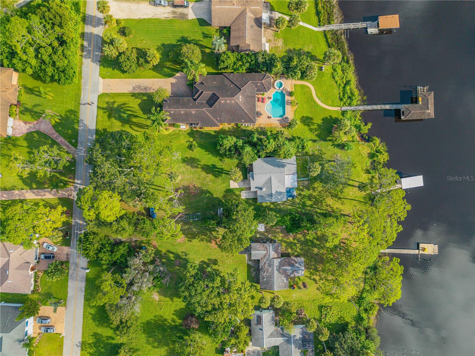 Image 58 of 76 For 1949 Bayview Drive