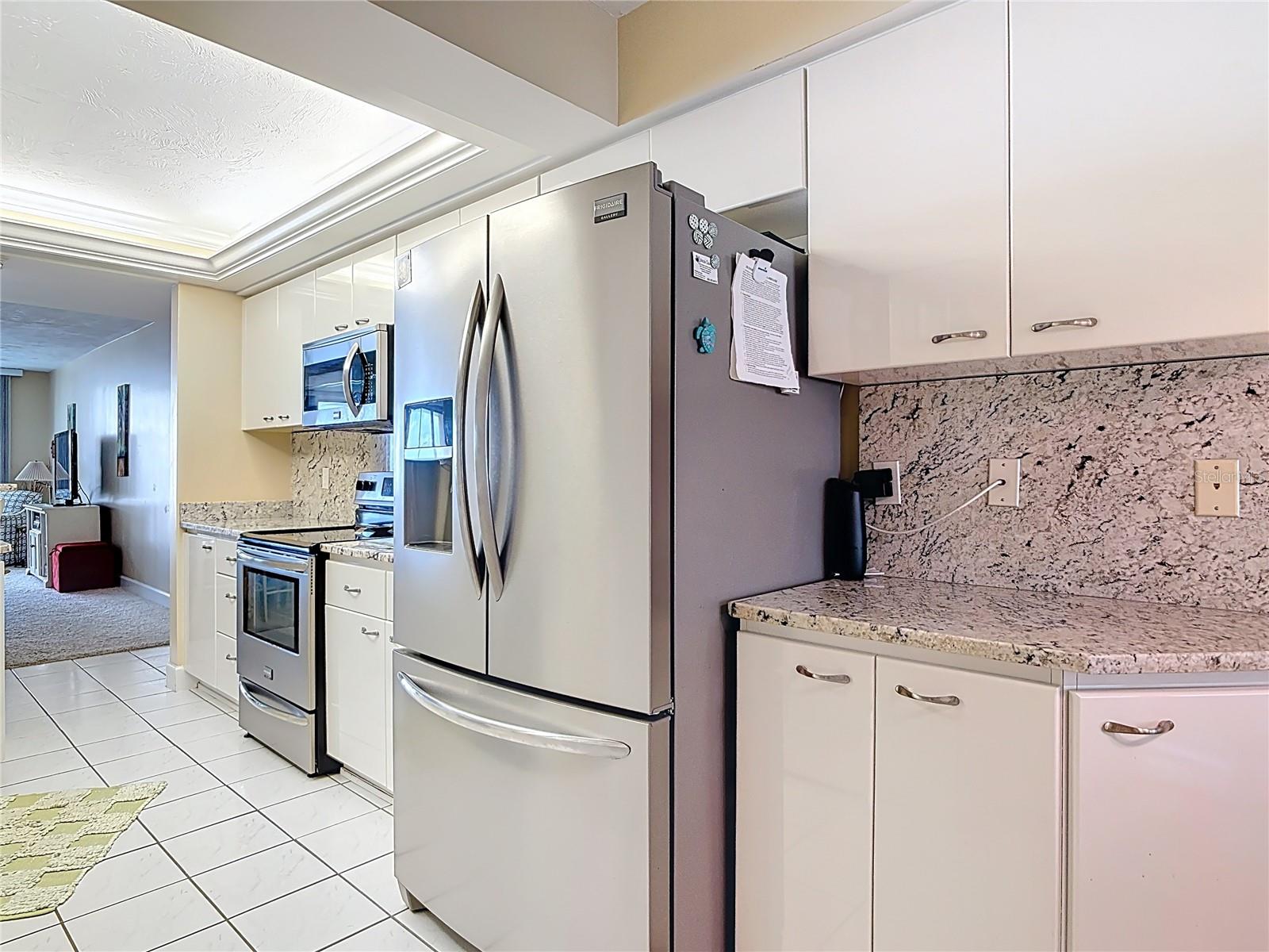 Image 19 of 68 For 4575 Atlantic Avenue 6502