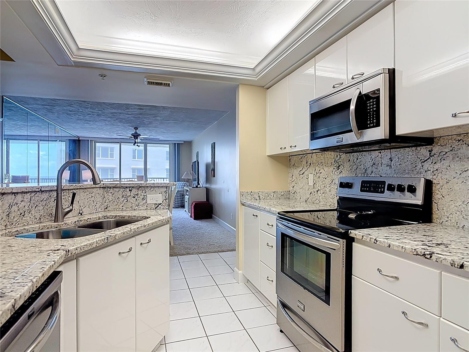 Image 21 of 68 For 4575 Atlantic Avenue 6502