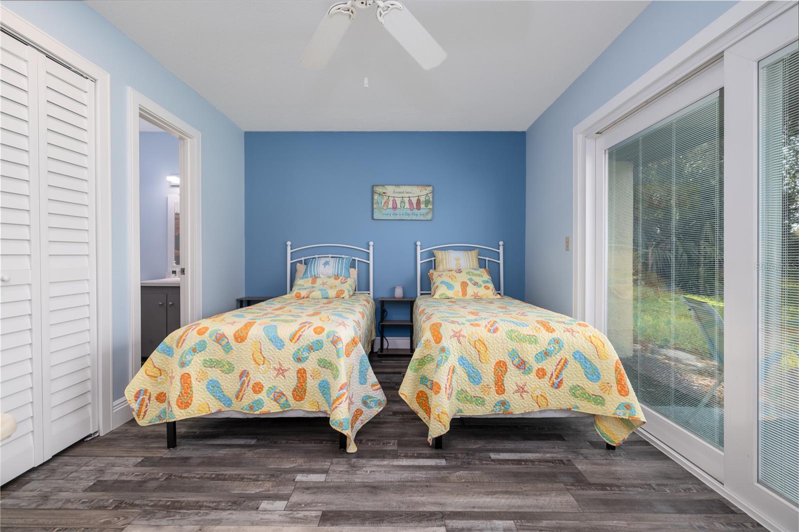 Image 15 of 28 For 205 Club House Boulevard