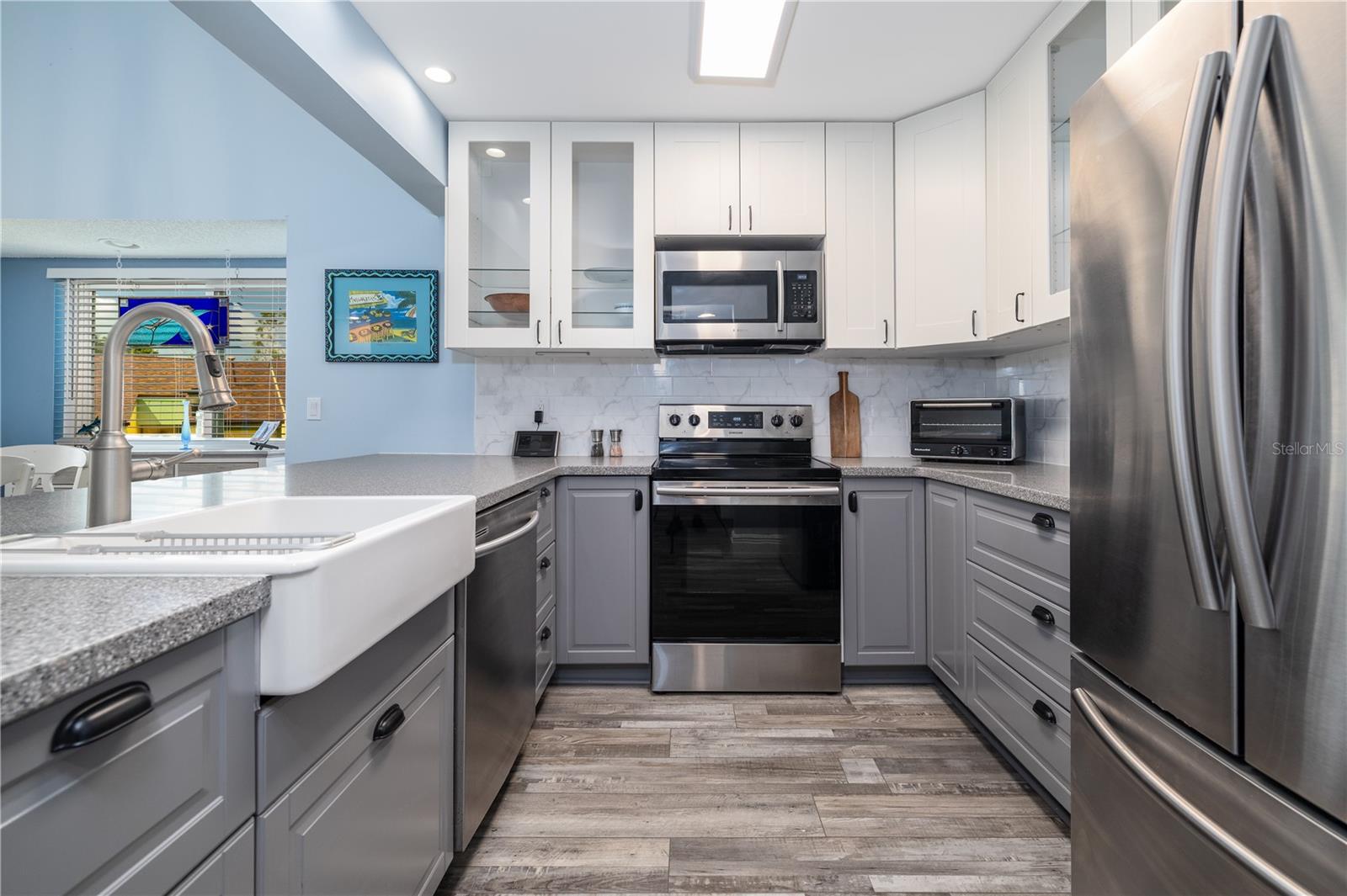 Image 4 of 28 For 205 Club House Boulevard