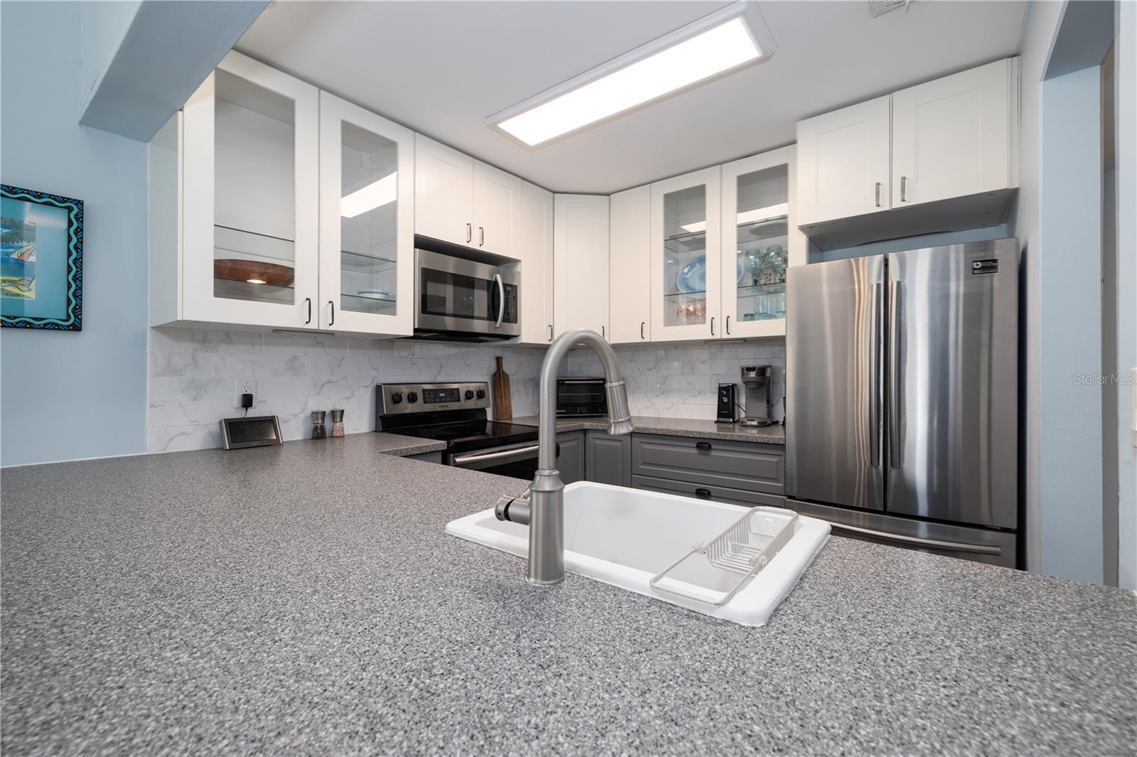 Image 6 of 28 For 205 Club House Boulevard