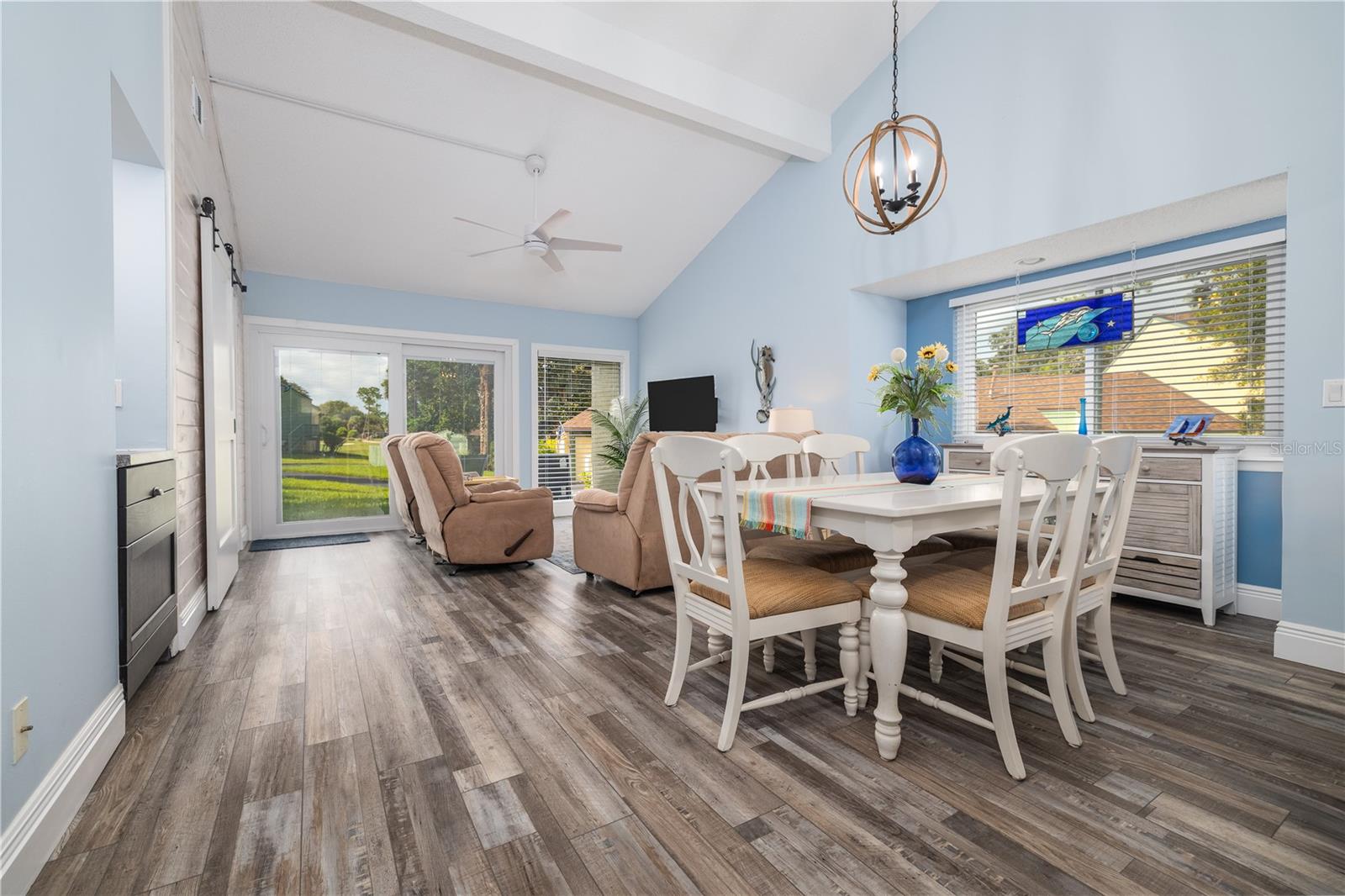 Image 7 of 28 For 205 Club House Boulevard