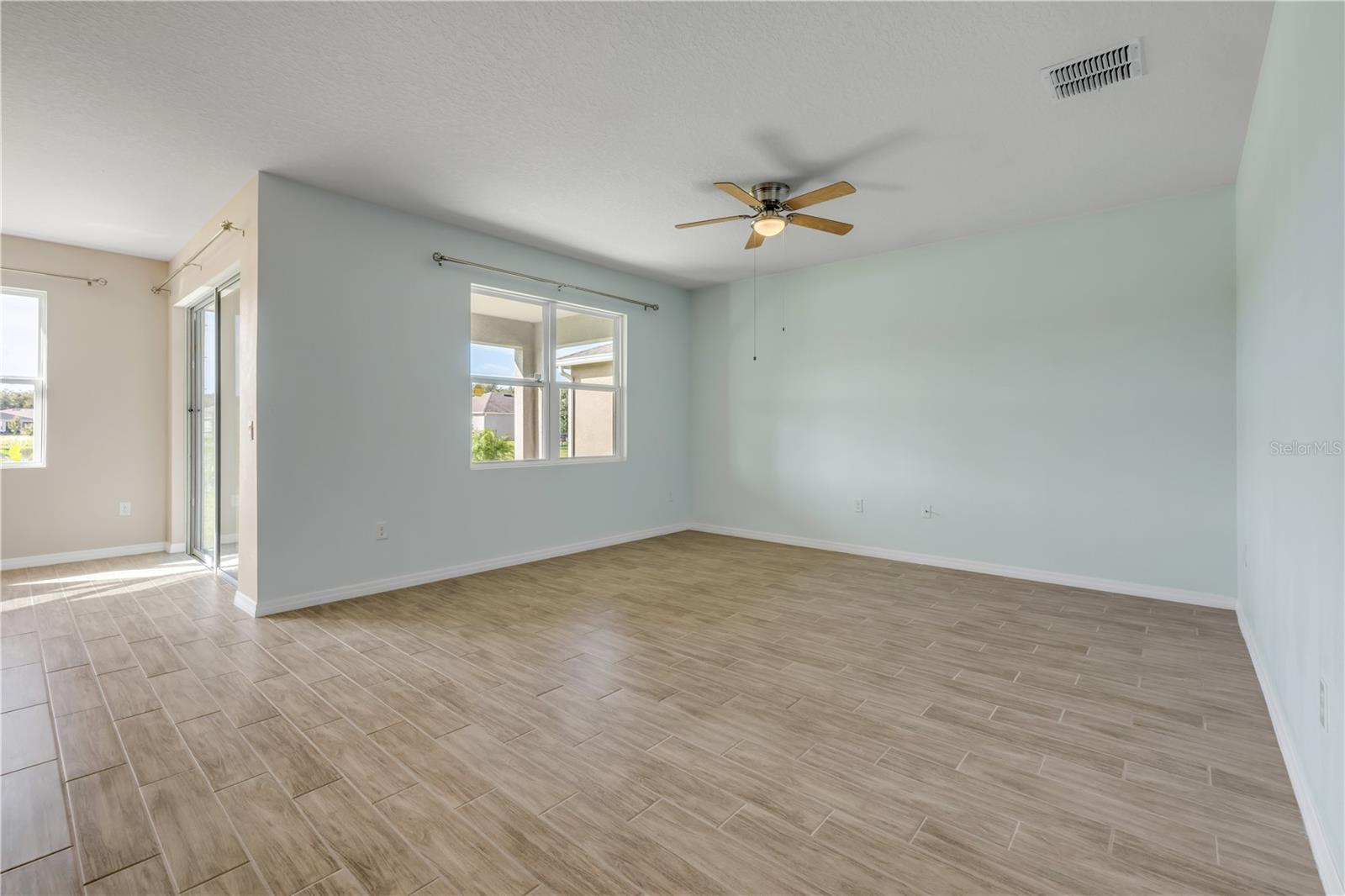 Image 24 of 67 For 1601 Delphi Way