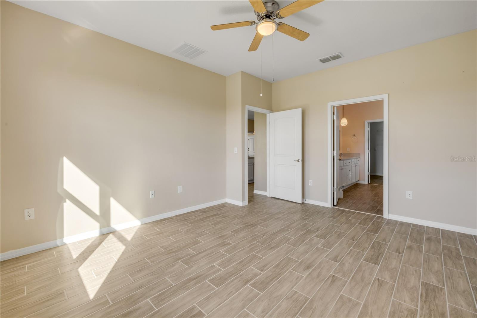 Image 33 of 67 For 1601 Delphi Way