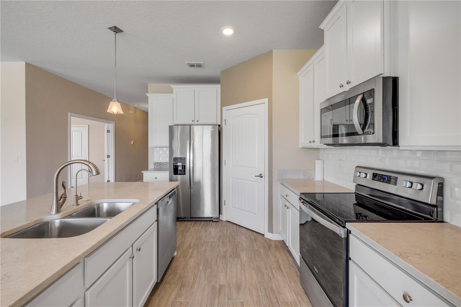 Image 4 of 67 For 1601 Delphi Way