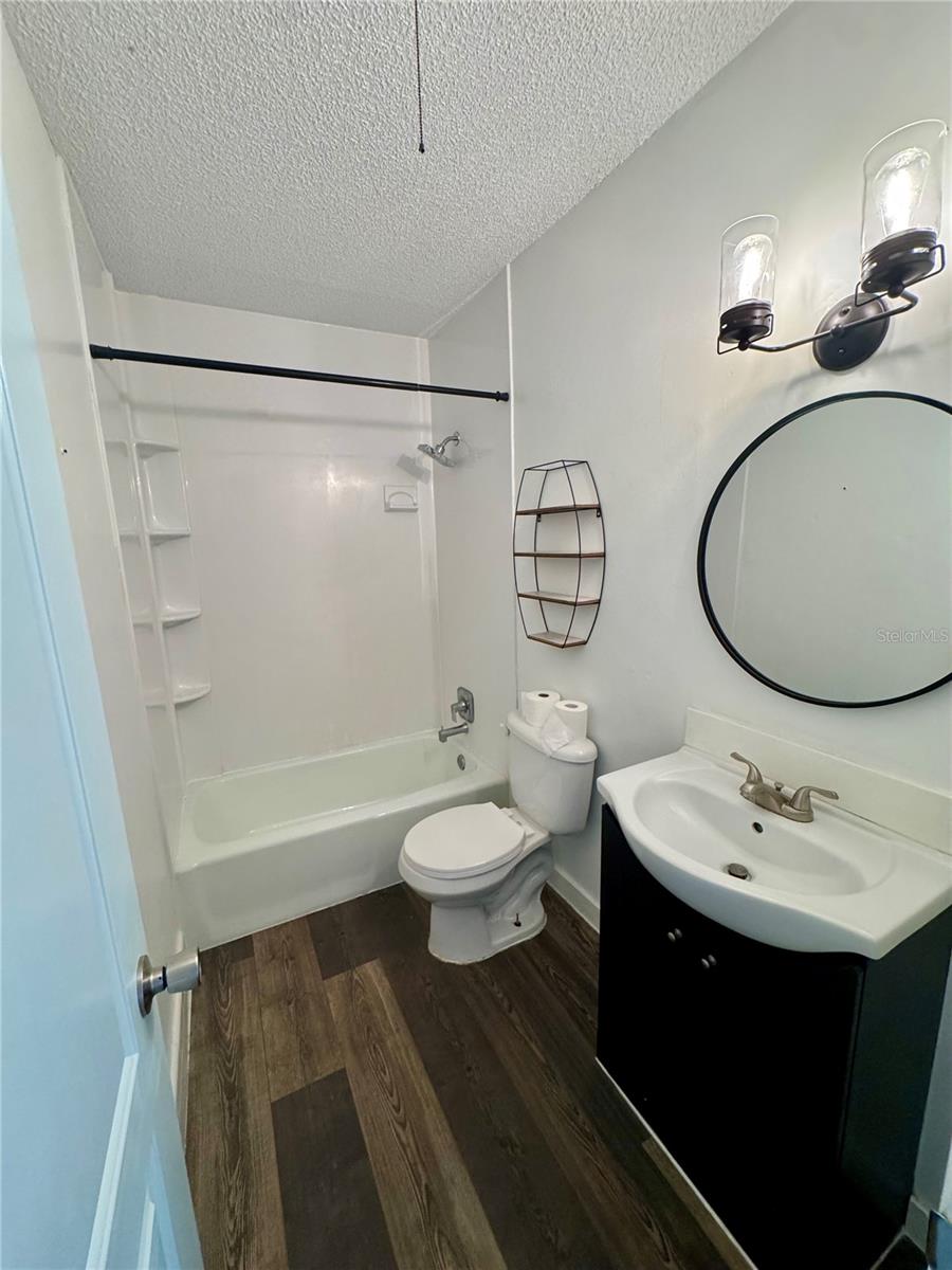Image 11 of 19 For 2901 Halifax Avenue 211