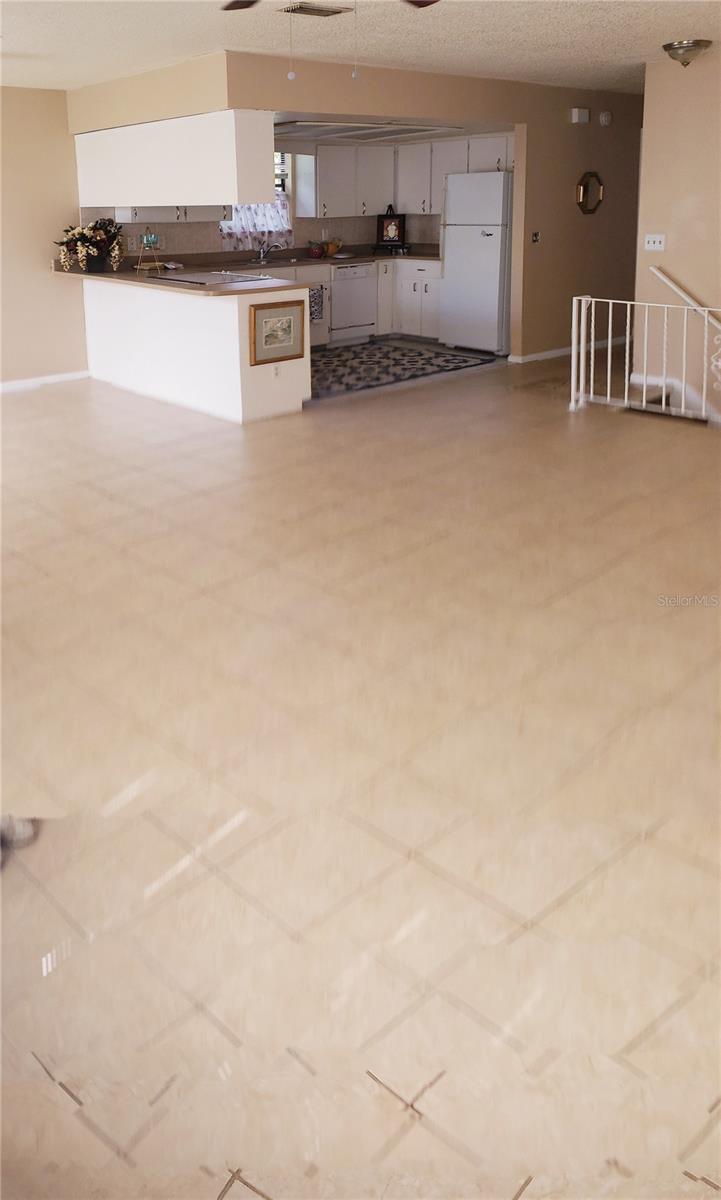 Image 9 of 46 For 6318 Turtlemound Road