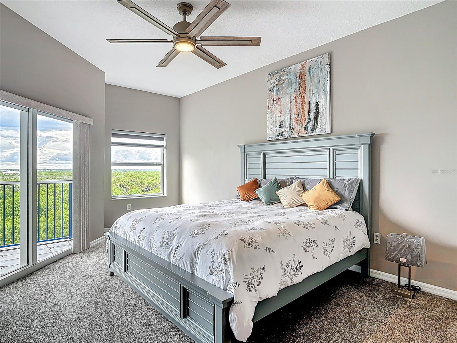 Image 18 of 48 For 5300 Atlantic Avenue 5504
