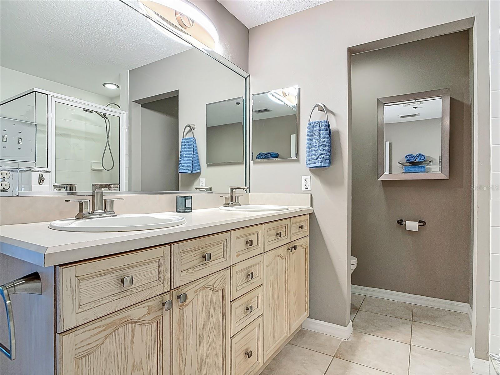 Image 21 of 48 For 5300 Atlantic Avenue 5504
