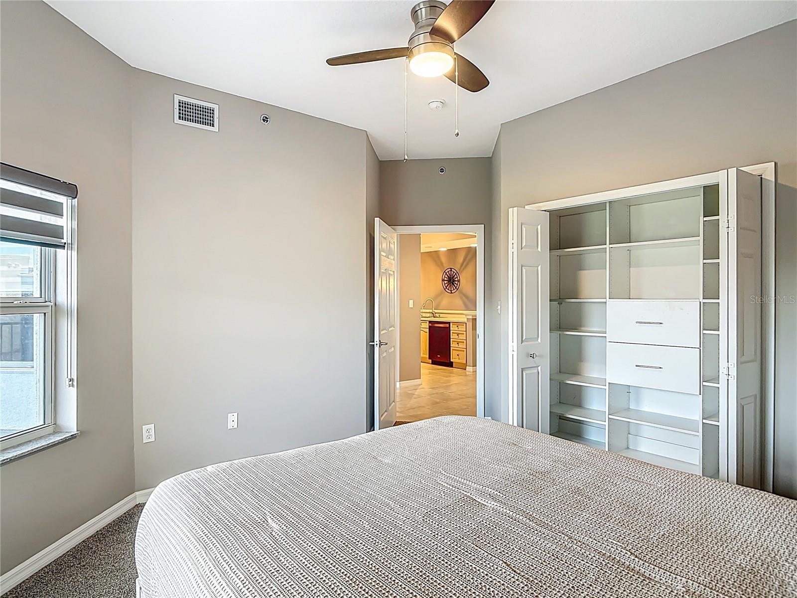 Image 26 of 48 For 5300 Atlantic Avenue 5504