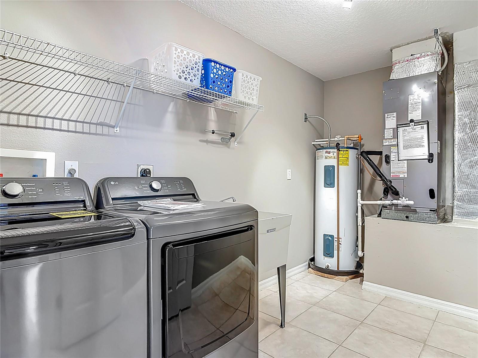 Image 33 of 48 For 5300 Atlantic Avenue 5504