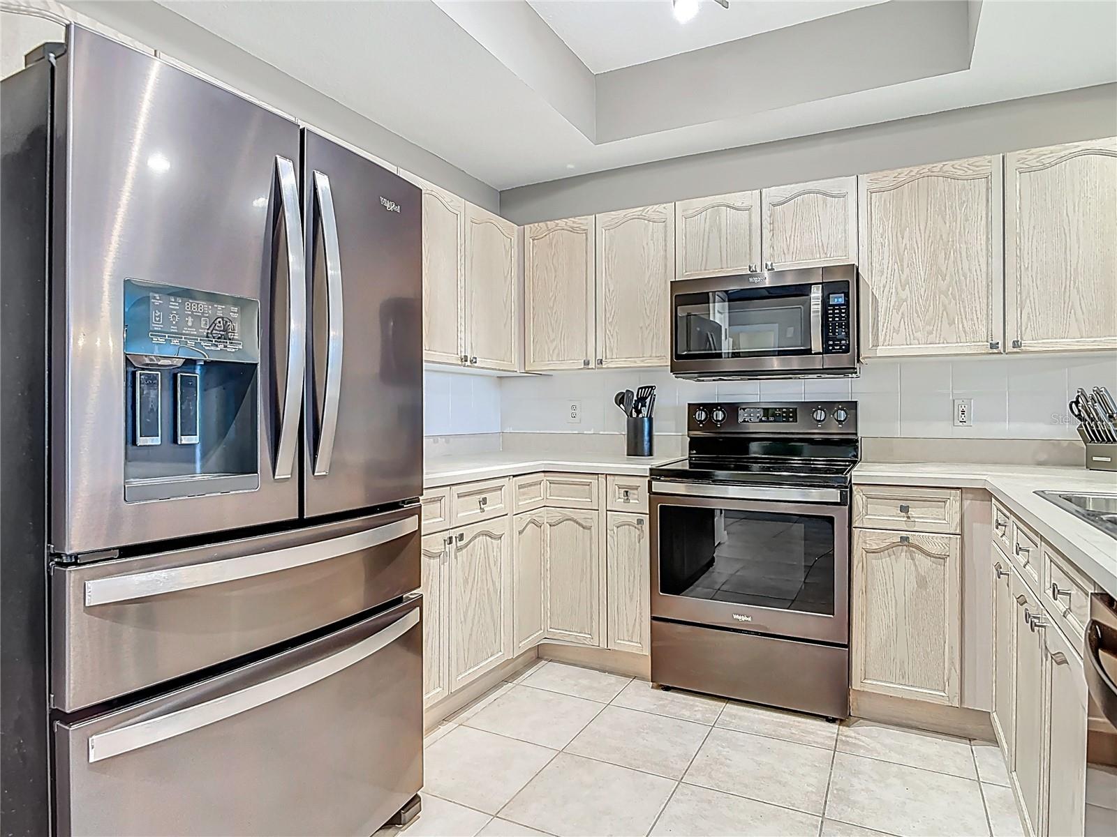 Image 6 of 48 For 5300 Atlantic Avenue 5504