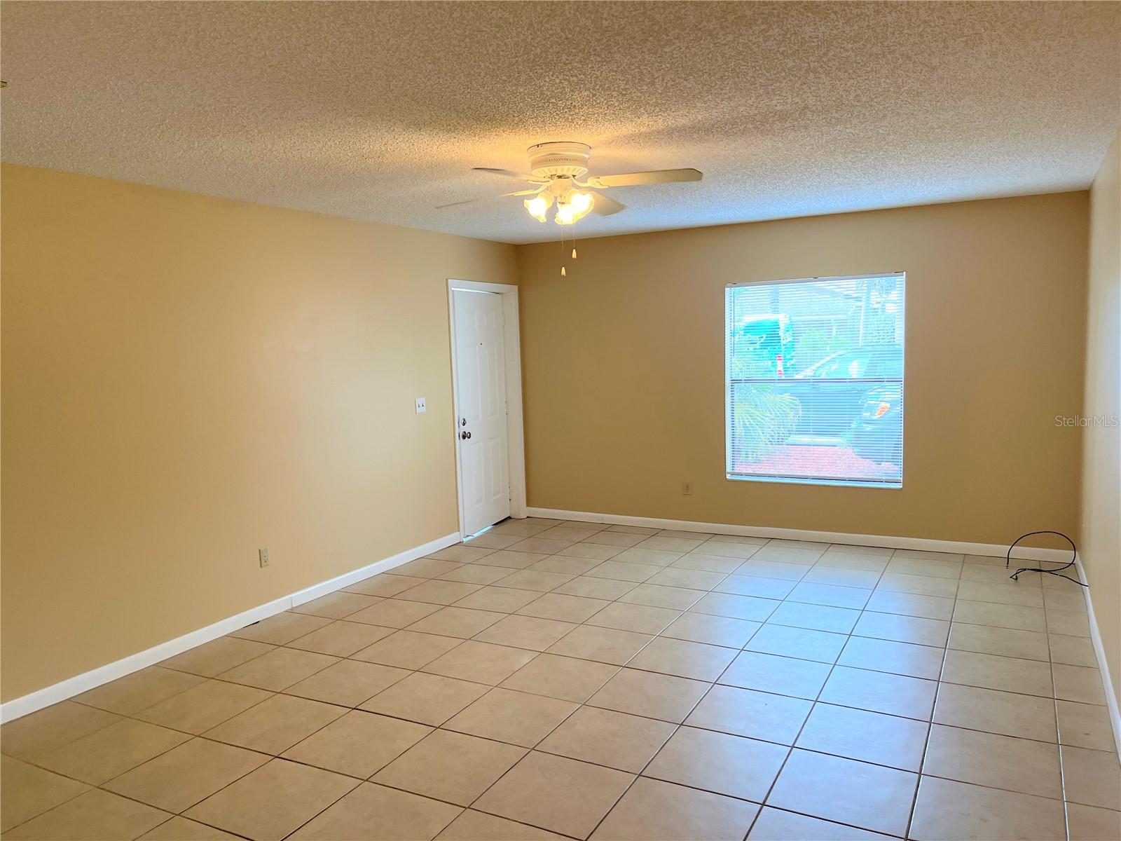 Image 6 of 20 For 813 Hope Avenue 811