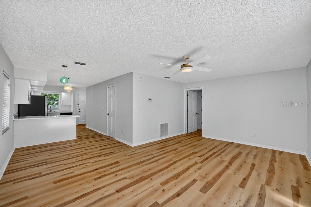 Image 10 of 42 For 713 Laurel Bay Circle