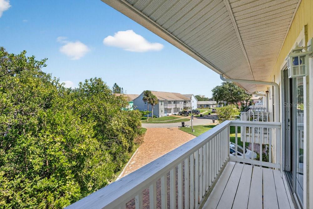 Image 16 of 42 For 713 Laurel Bay Circle