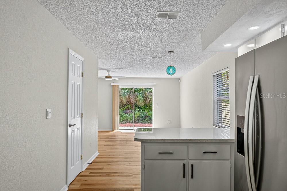 Image 8 of 42 For 713 Laurel Bay Circle