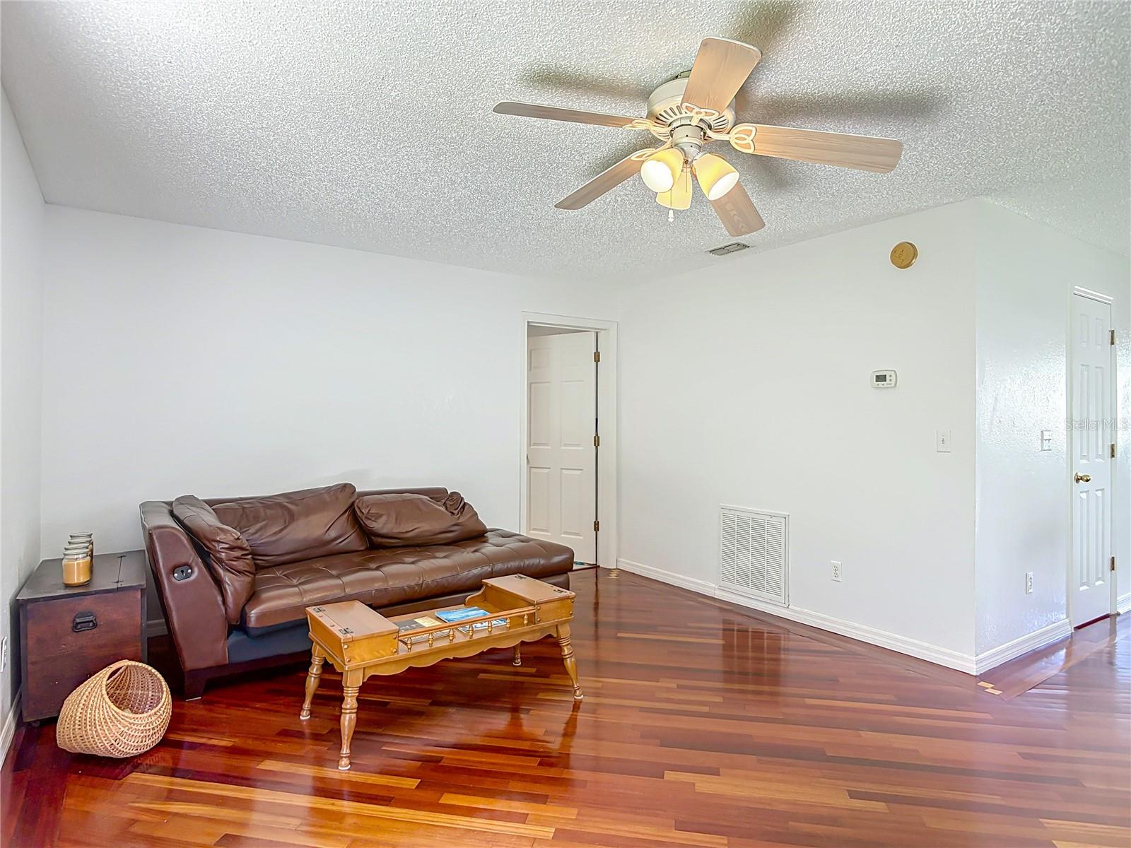 Image 11 of 51 For 717 Laurel Bay Circle