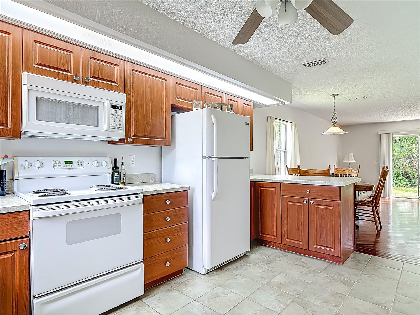 Image 19 of 51 For 717 Laurel Bay Circle