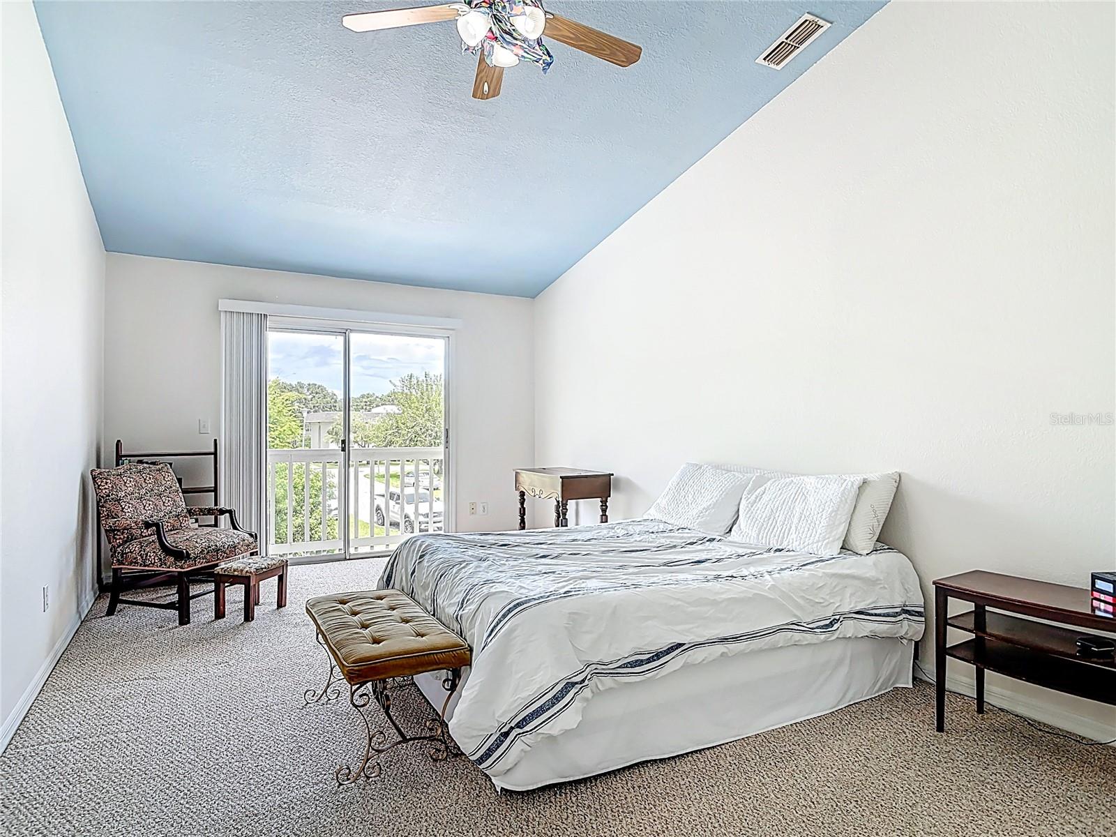 Image 23 of 51 For 717 Laurel Bay Circle