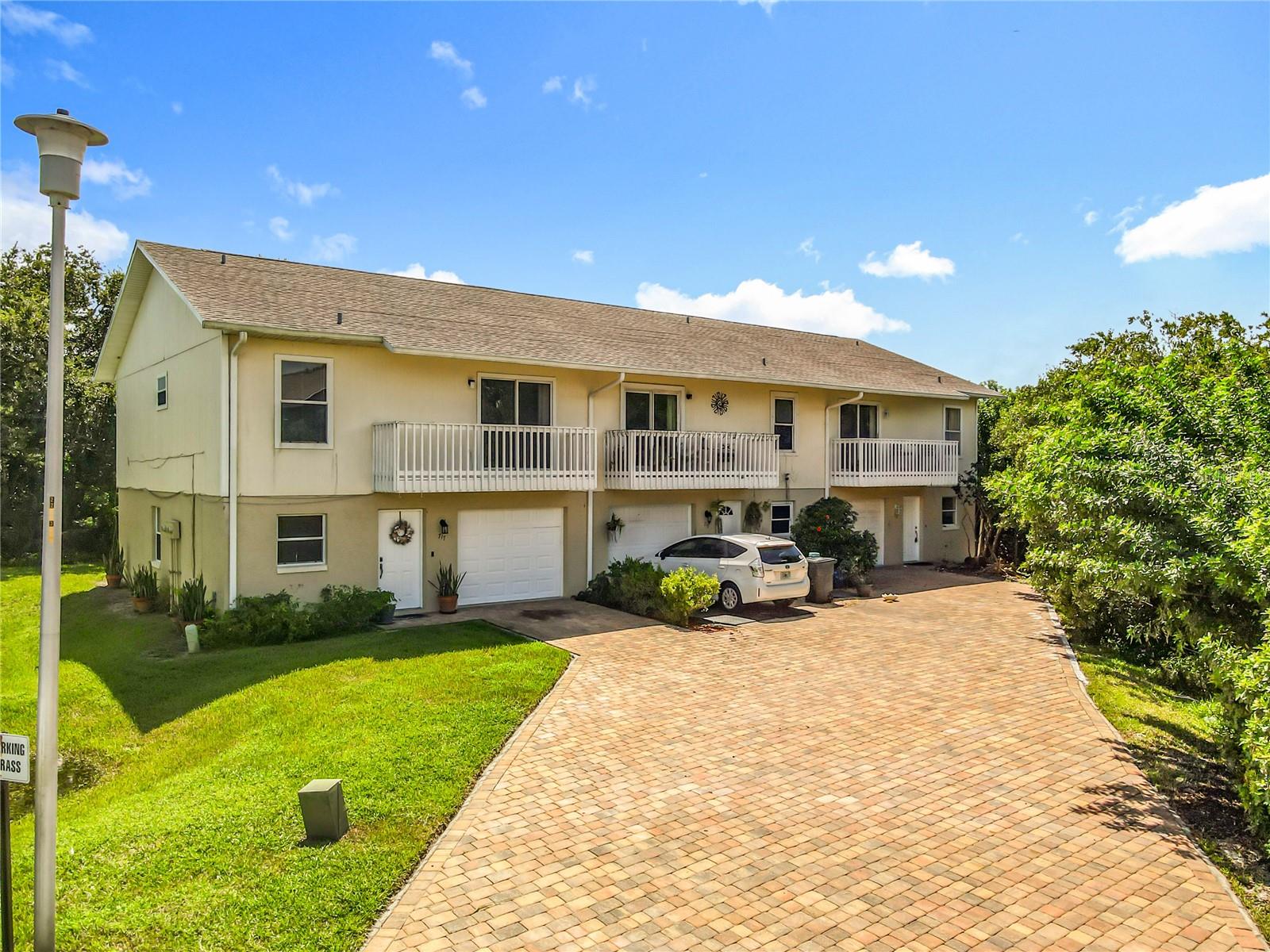 Image 4 of 51 For 717 Laurel Bay Circle