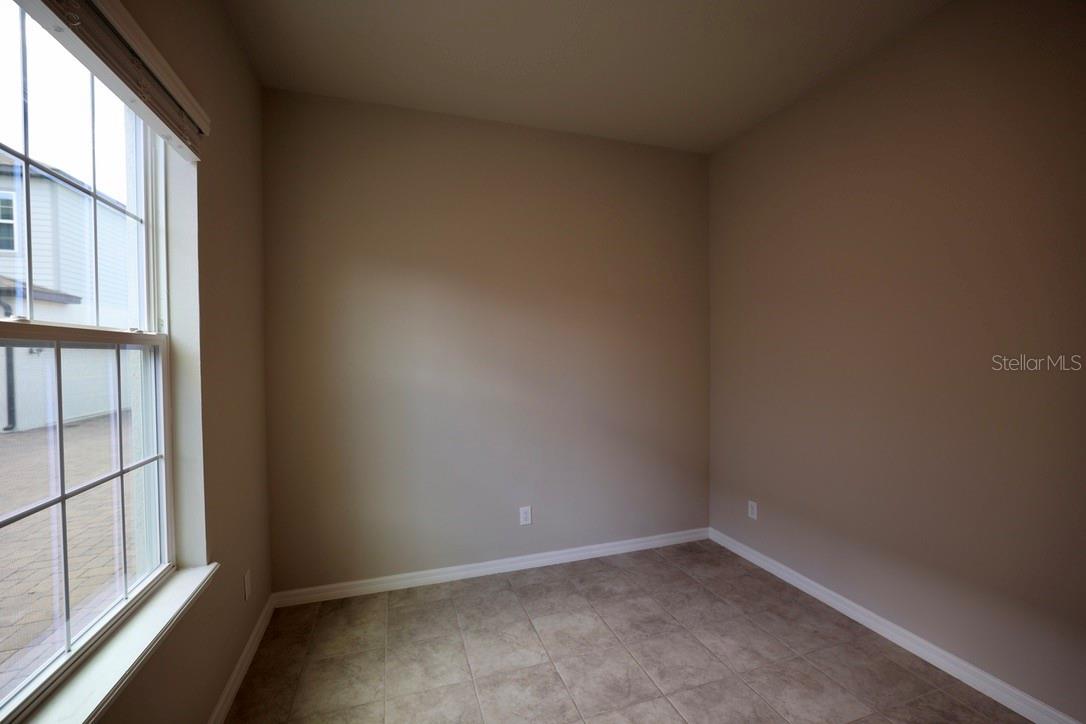 Image 24 of 46 For 434 Venetian Palms Boulevard