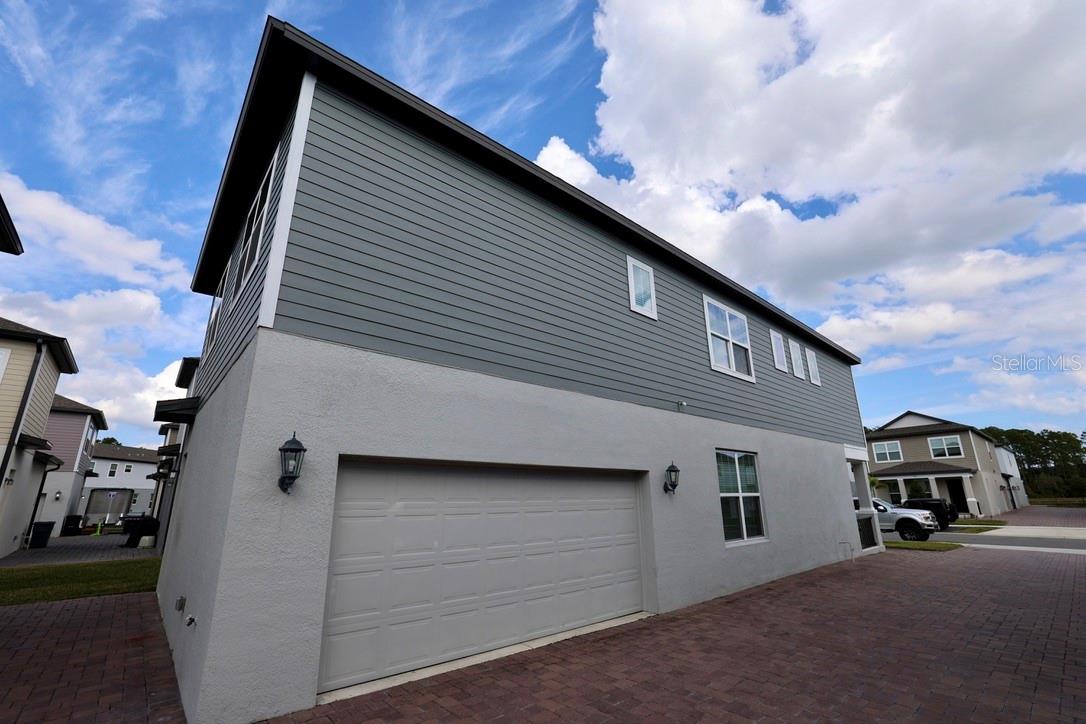 Image 35 of 46 For 434 Venetian Palms Boulevard