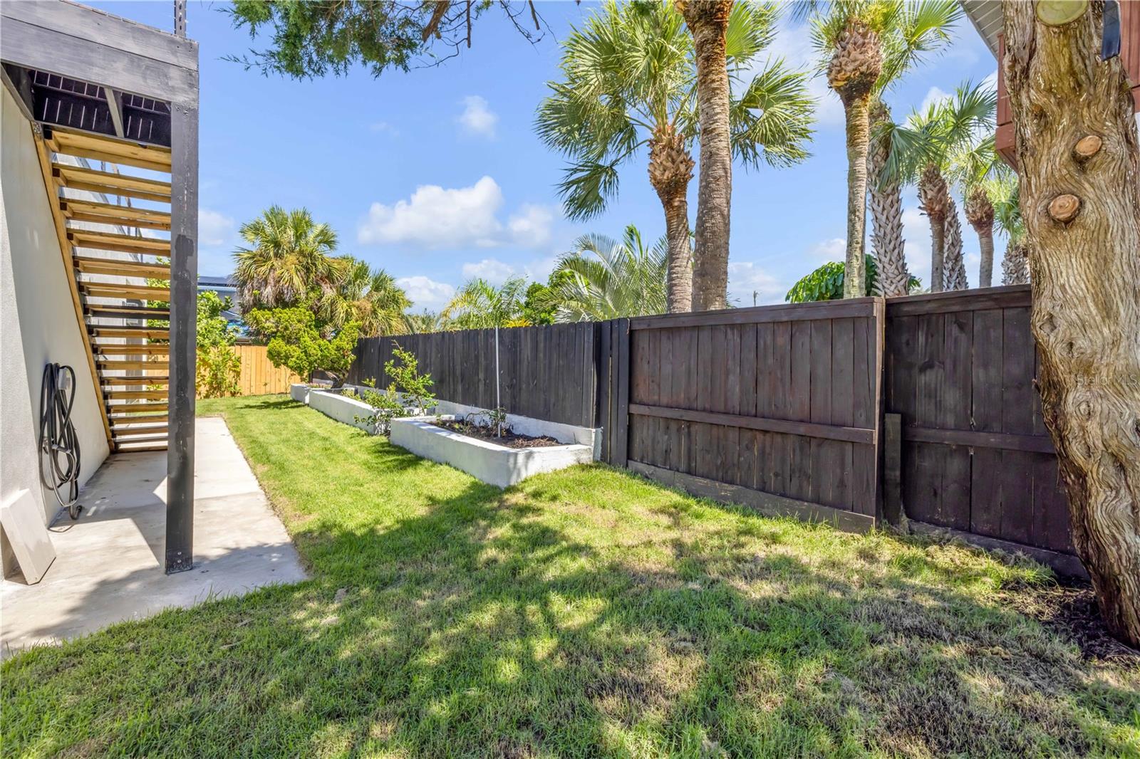 Image 93 of 97 For 1707 Peninsula Avenue
