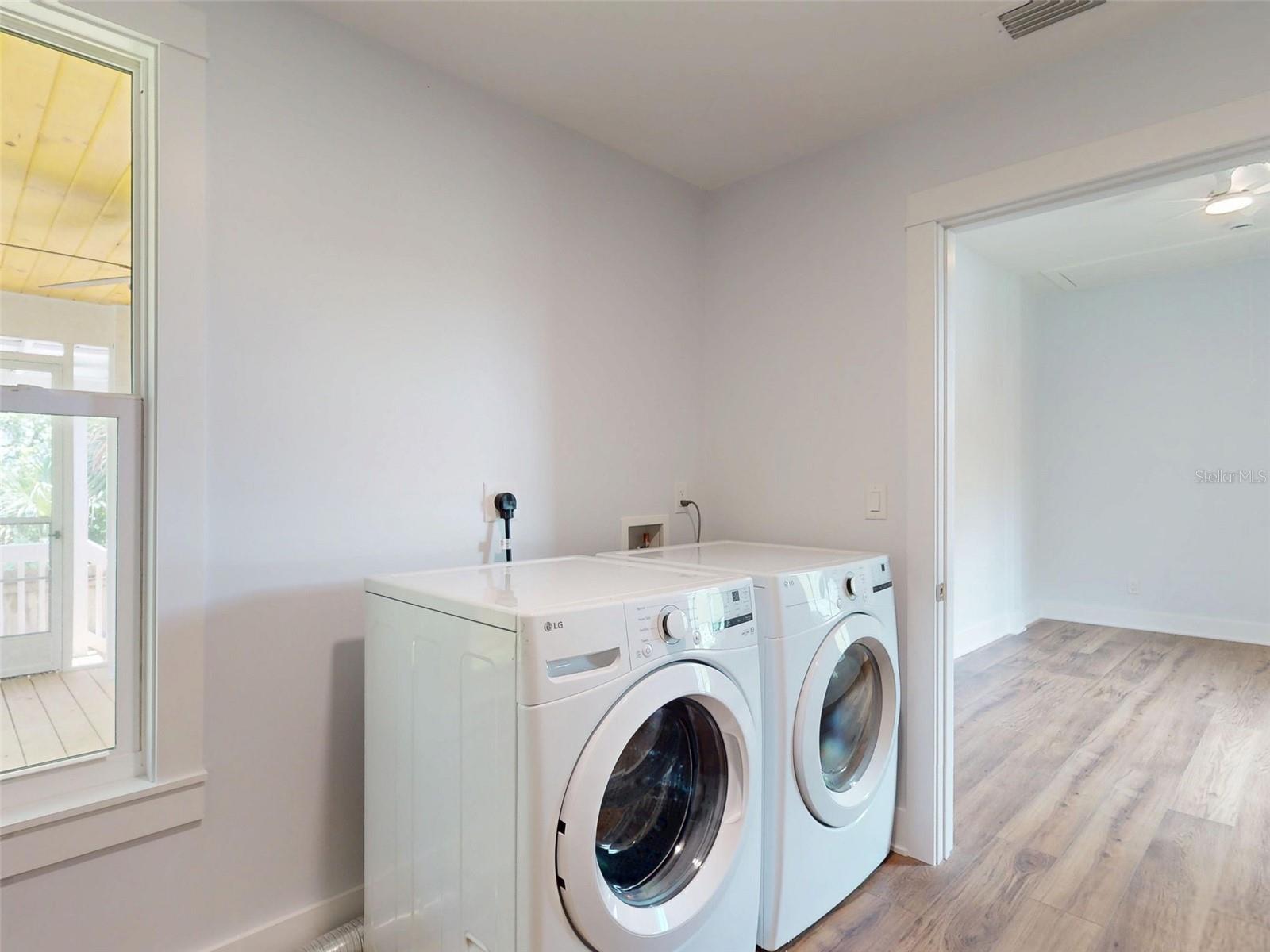 Image 18 of 46 For 181 Blanco Street