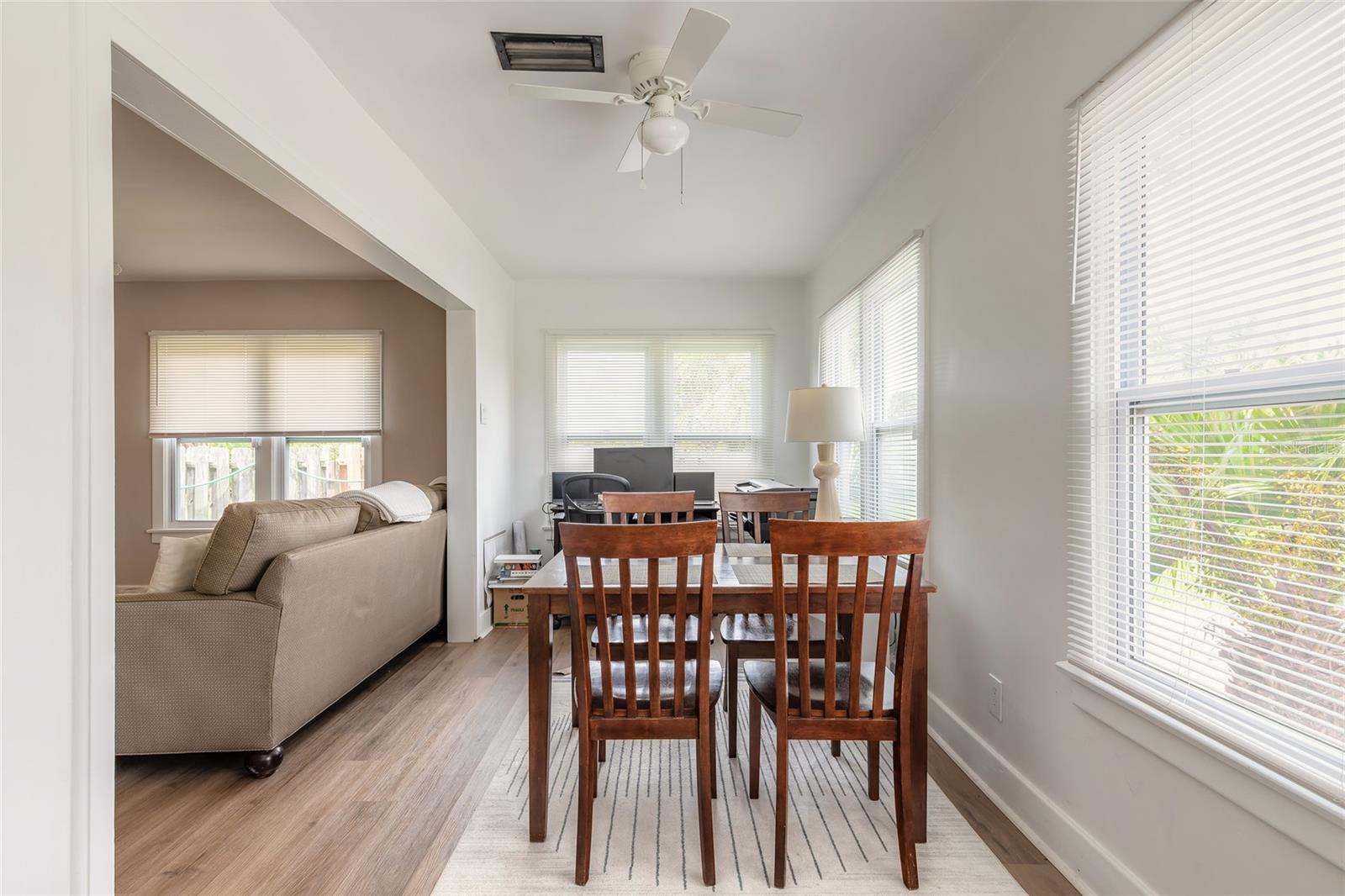 Image 34 of 49 For 412 Revilo Boulevard