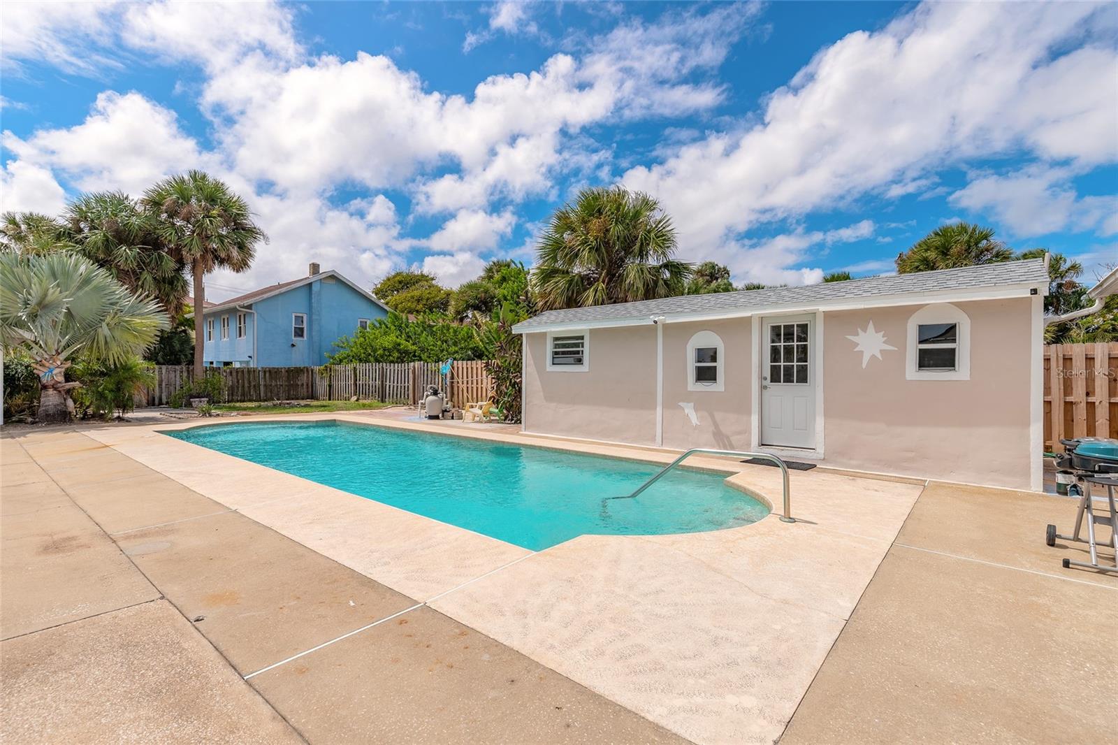 Image 40 of 49 For 412 Revilo Boulevard