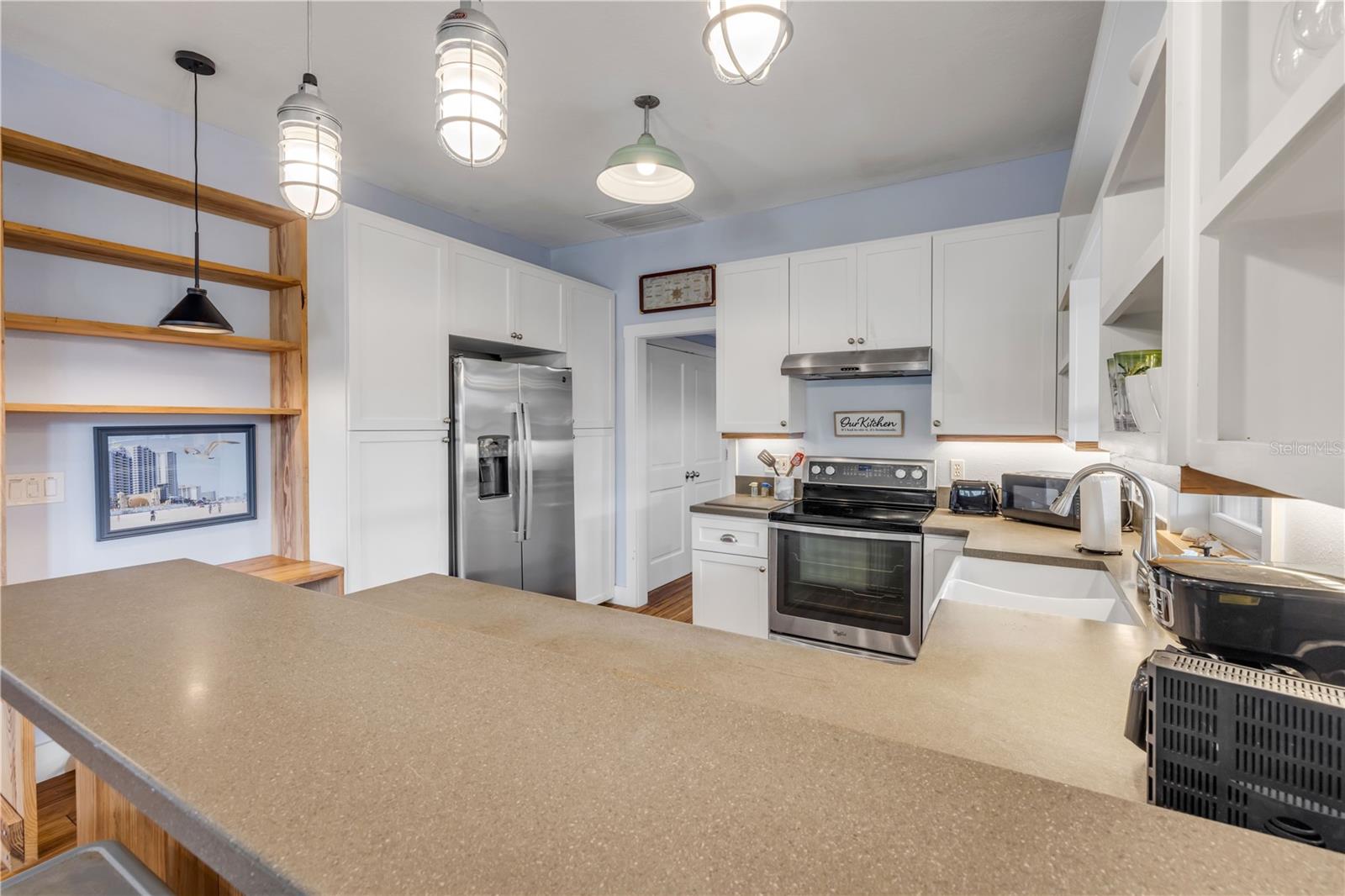 Image 13 of 47 For 418 Columbus Avenue