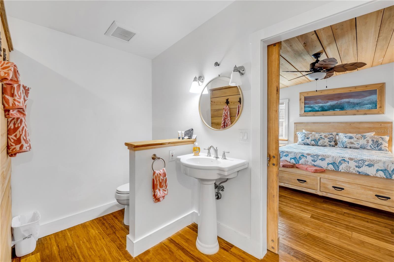 Image 21 of 47 For 418 Columbus Avenue