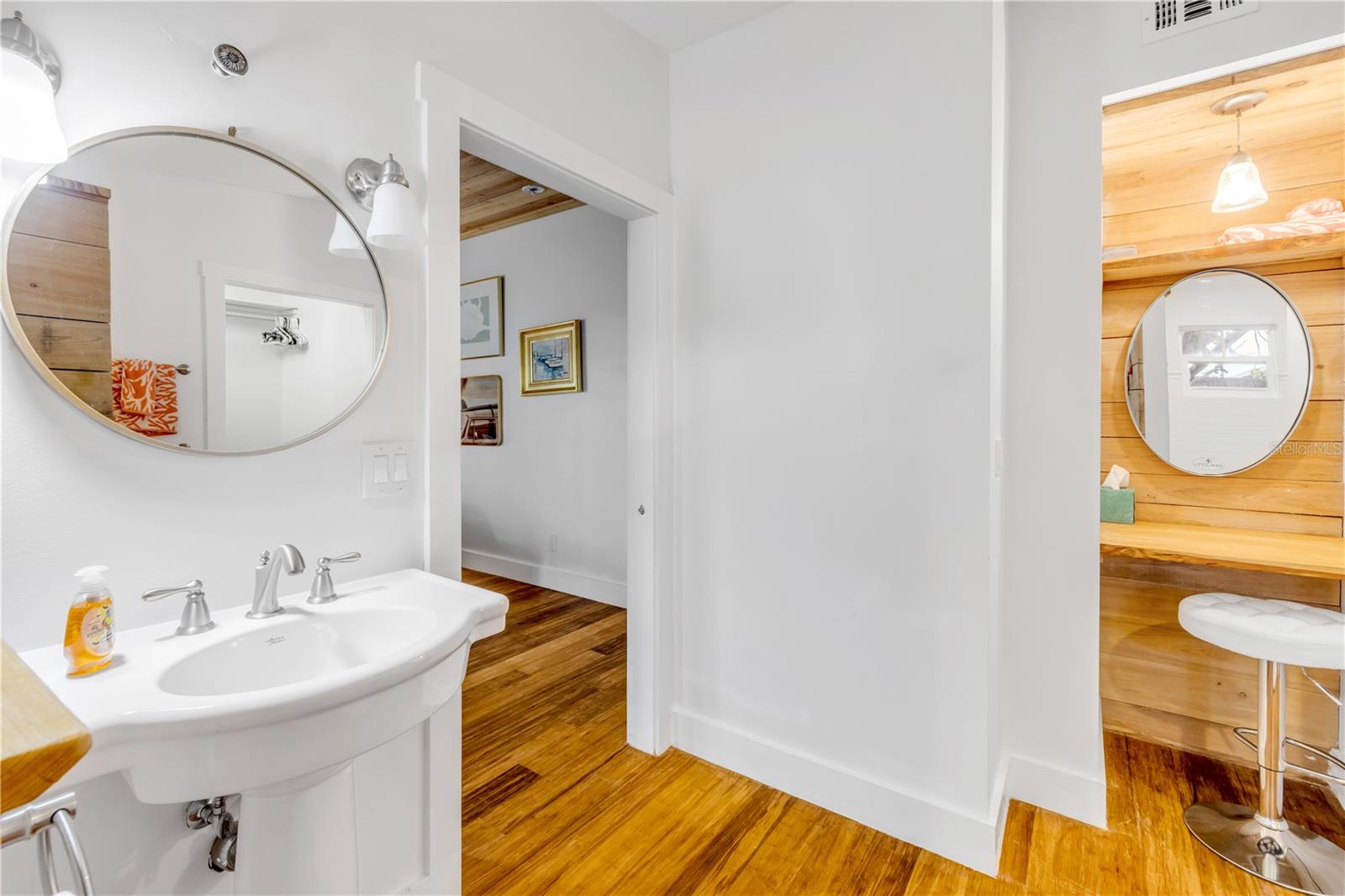 Image 22 of 47 For 418 Columbus Avenue