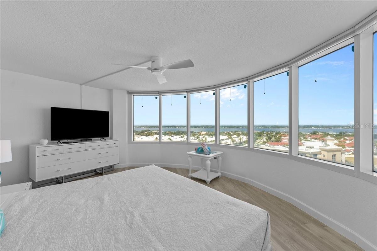 Image 13 of 52 For 2625 Atlantic Avenue 11nw