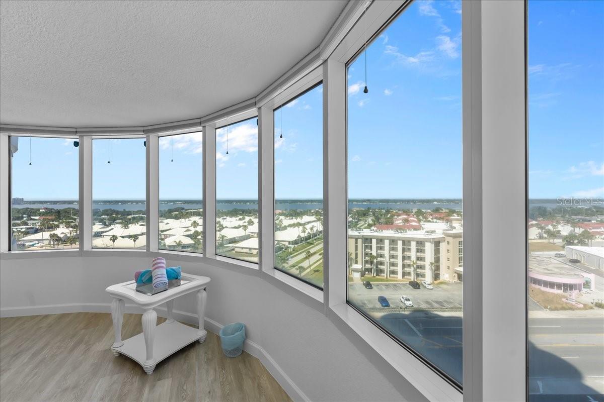 Image 19 of 52 For 2625 Atlantic Avenue 11nw