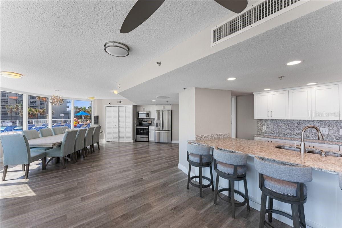 Image 31 of 52 For 2625 Atlantic Avenue 11nw