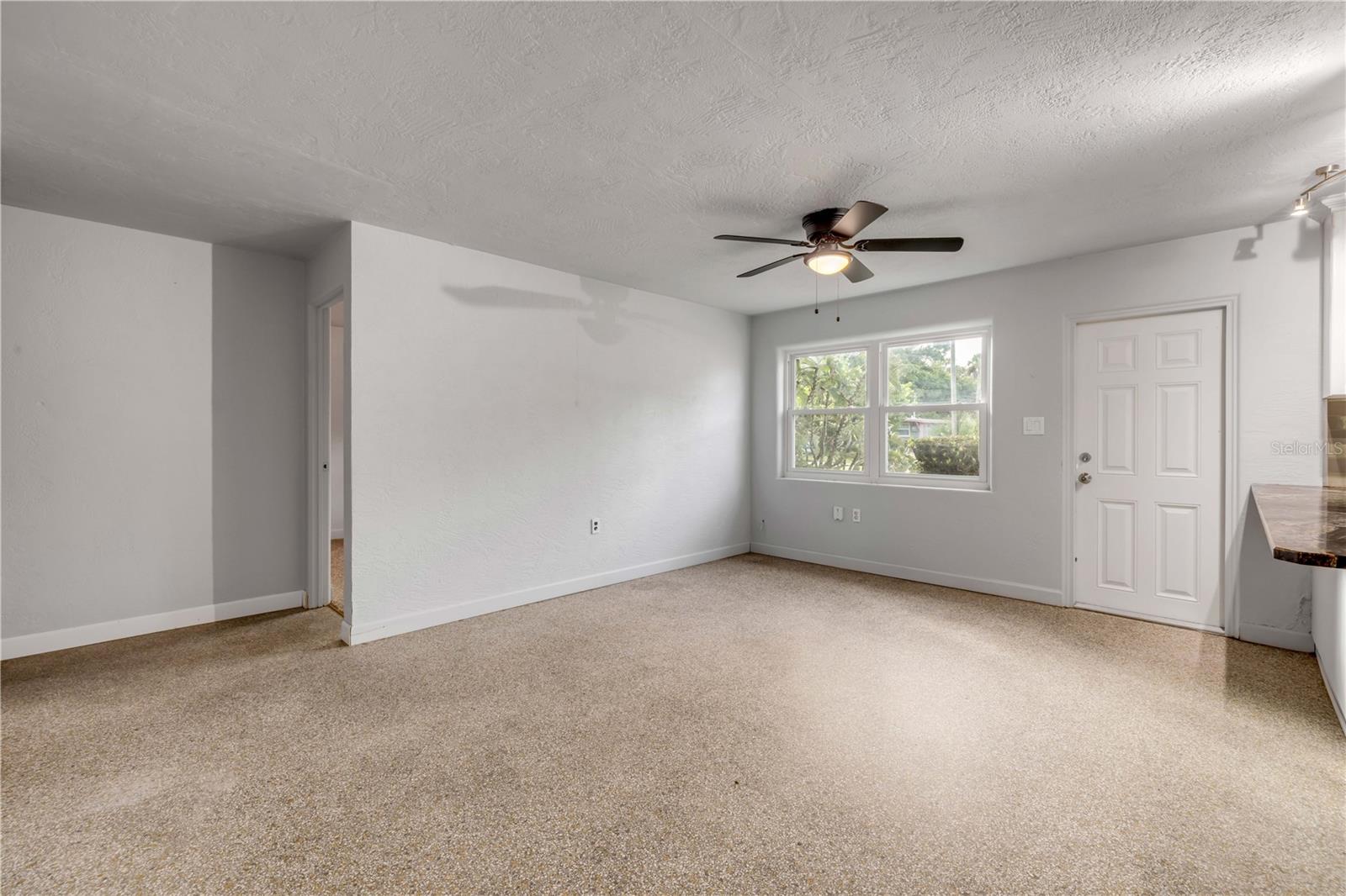 Image 13 of 47 For 719 Jane Avenue