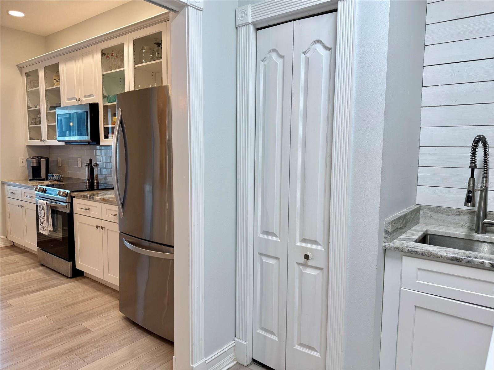 Image 10 of 78 For 423 Atlantic Avenue 102