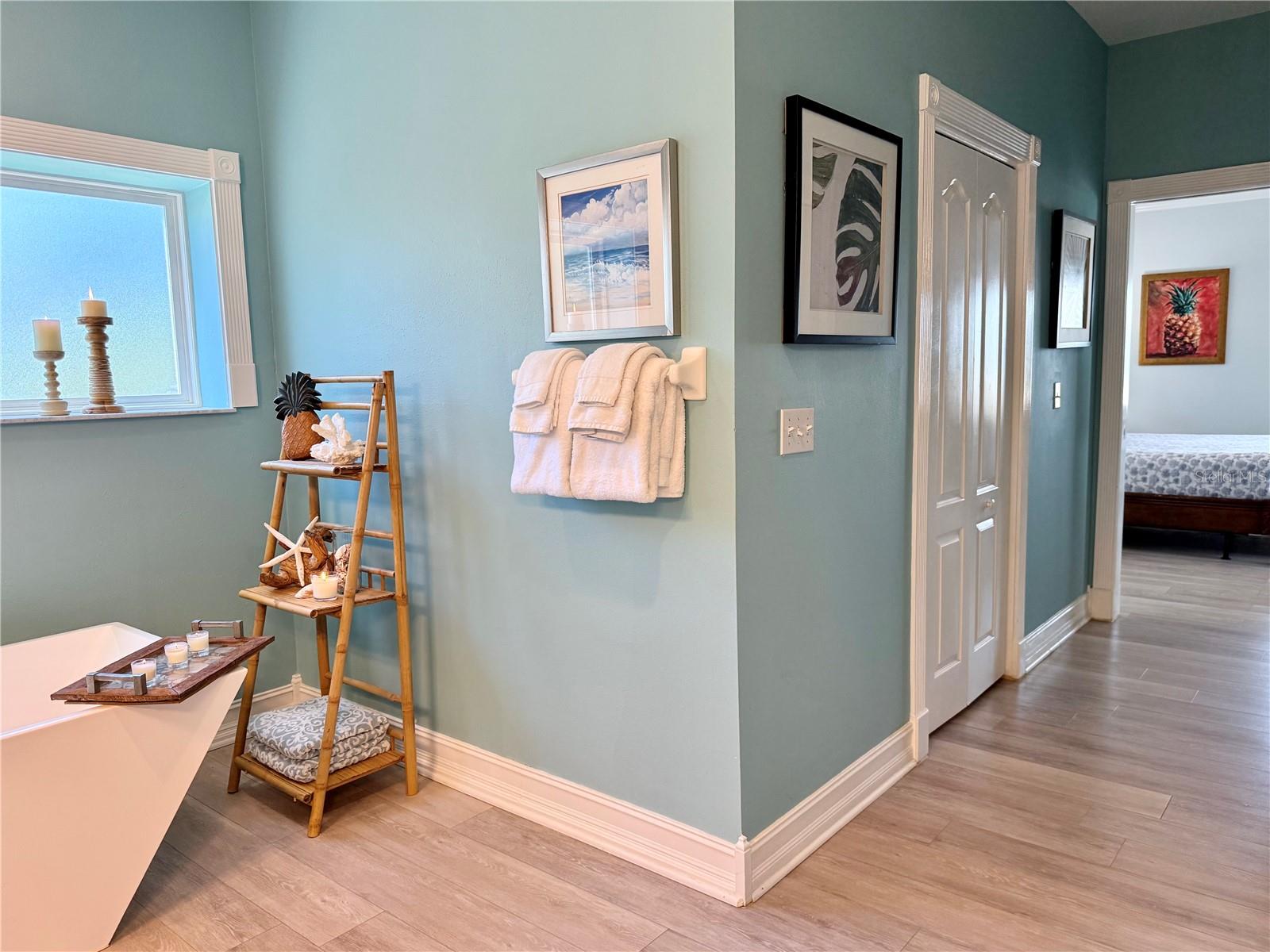 Image 41 of 78 For 423 Atlantic Avenue 102