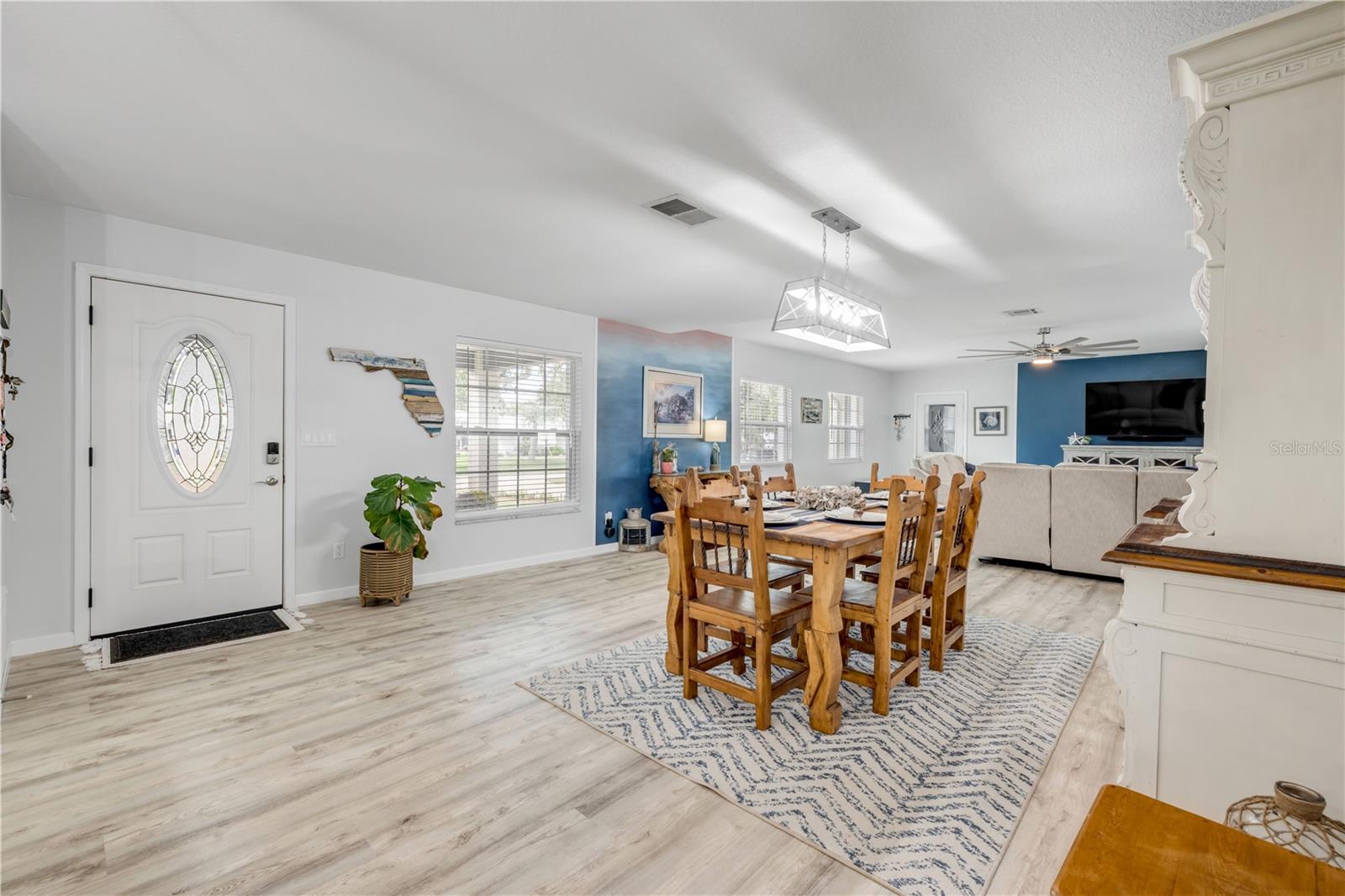 Image 10 of 90 For 138 Azalea Road